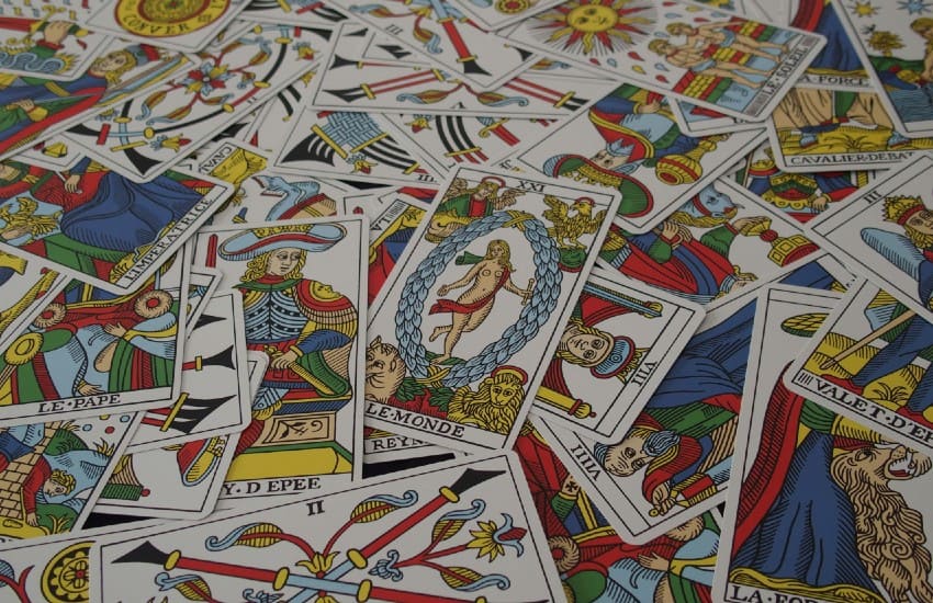 Quelle est la signification des cartes de tarot?